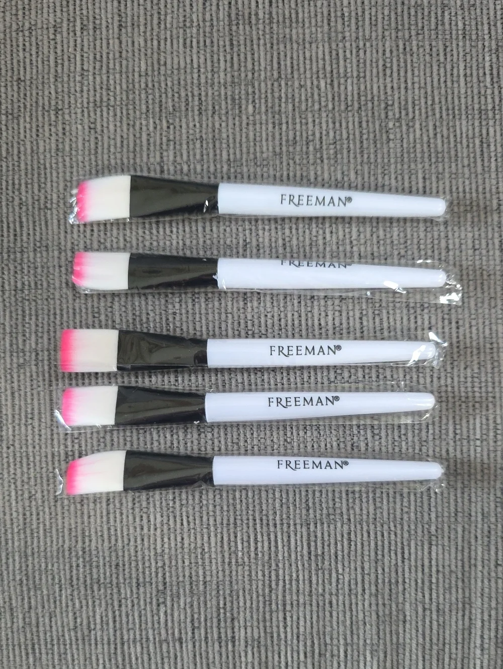 Freeman Pink-Tip Facial Makeup Brush Set, New, 5 Brushes.